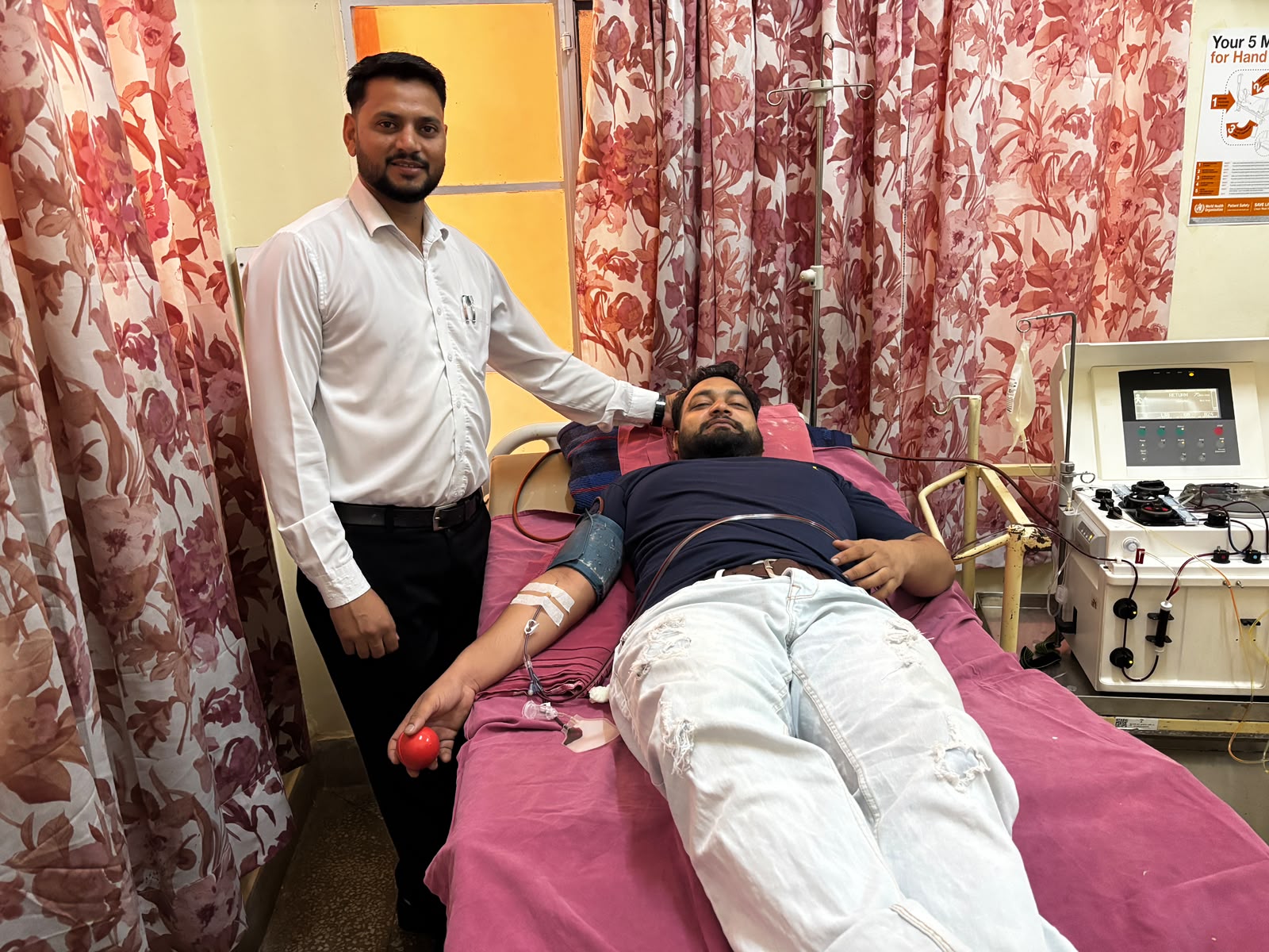 अनजान मरीज के लिए रक्तवीर सैफ ख़ान ने किया एसडीपी प्लेटलेट्स का दान, पेश की मानवता की मिसाल