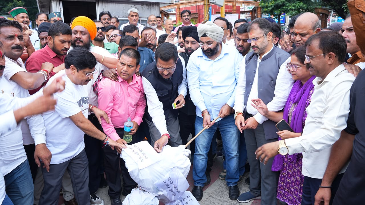 SIR प्रक्रिया में पारदर्शिता की मांग, डॉ. गोगी के नेतृत्व में कांग्रेस ने राष्ट्रपति के नाम सौंपा ज्ञापन